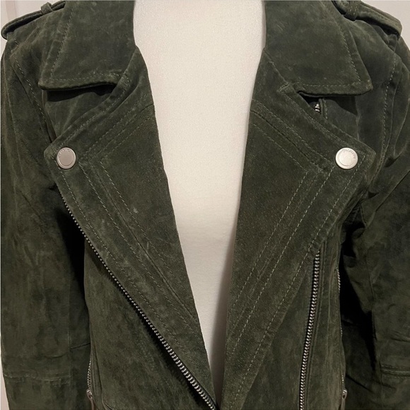 SOLD - Picture 2 of 5